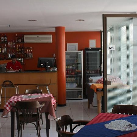 Hotel Roterdao "Under New Management" Praia Bagian luar foto
