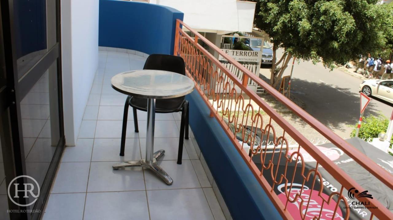 Hotel Roterdao "Under New Management" Praia Bagian luar foto