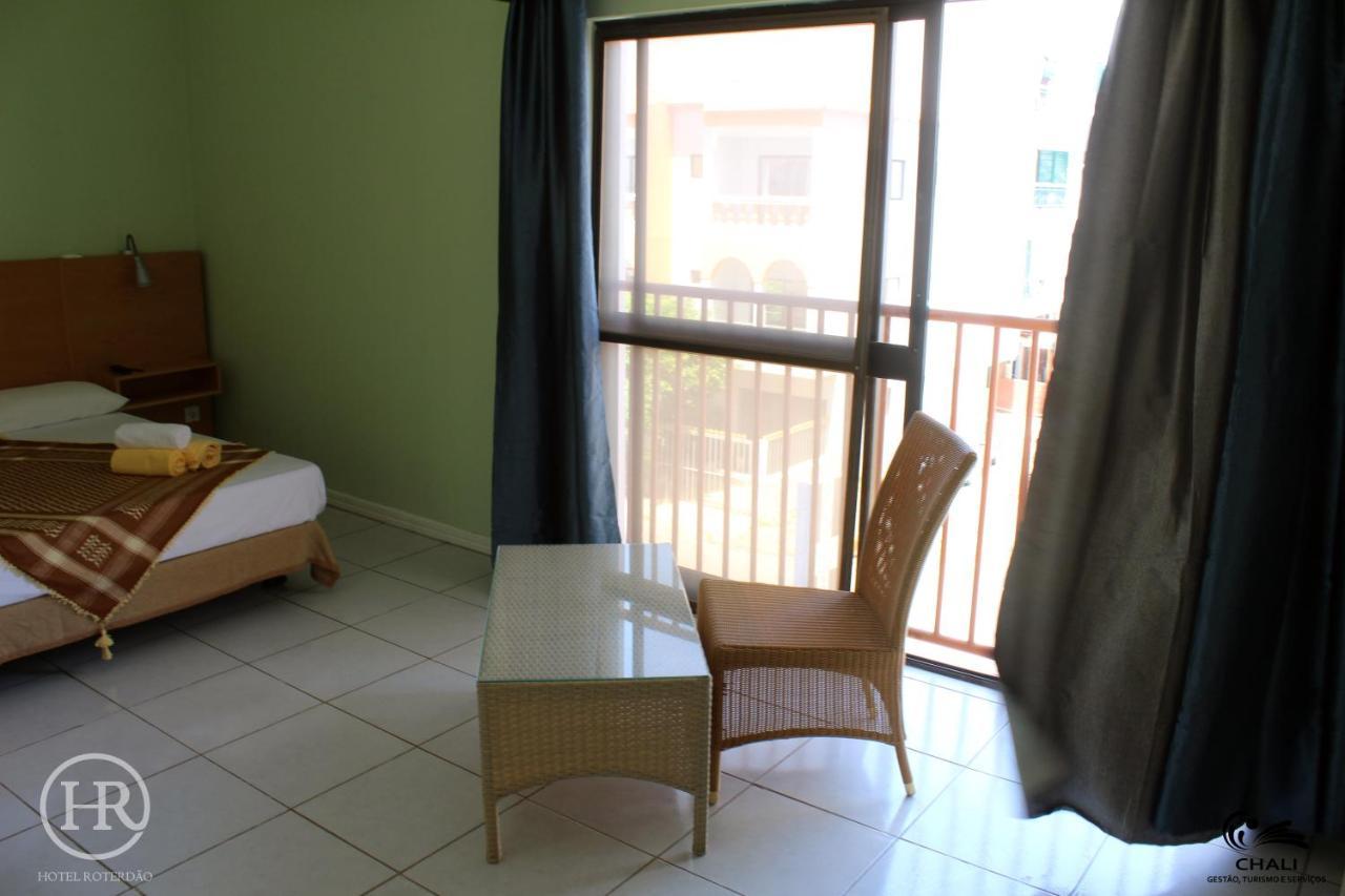 Hotel Roterdao "Under New Management" Praia Bagian luar foto