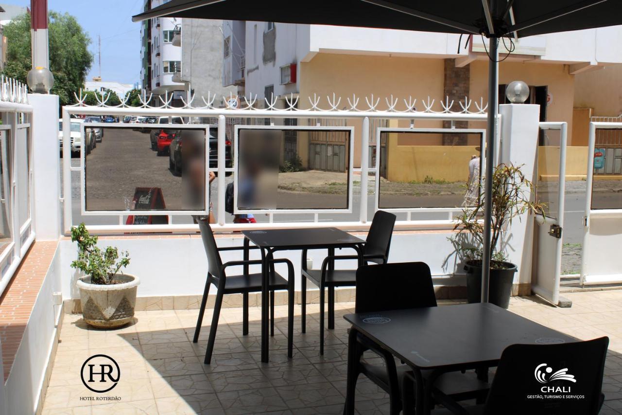 Hotel Roterdao "Under New Management" Praia Bagian luar foto