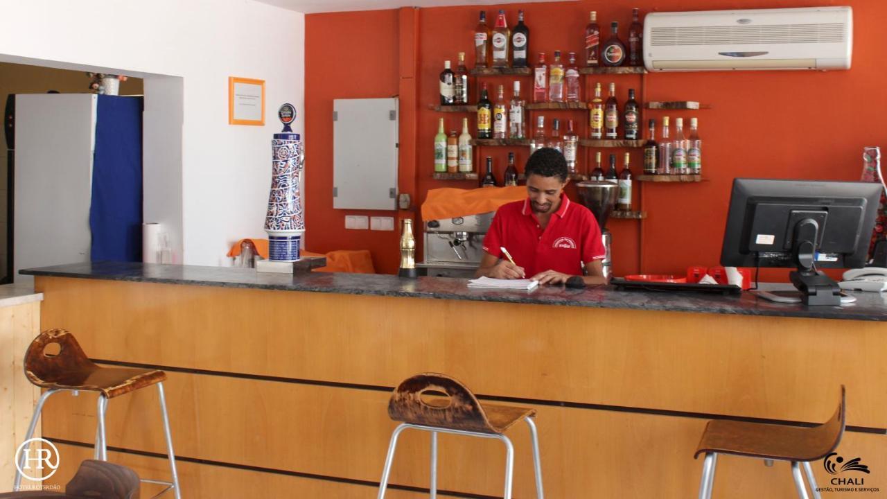 Hotel Roterdao "Under New Management" Praia Bagian luar foto