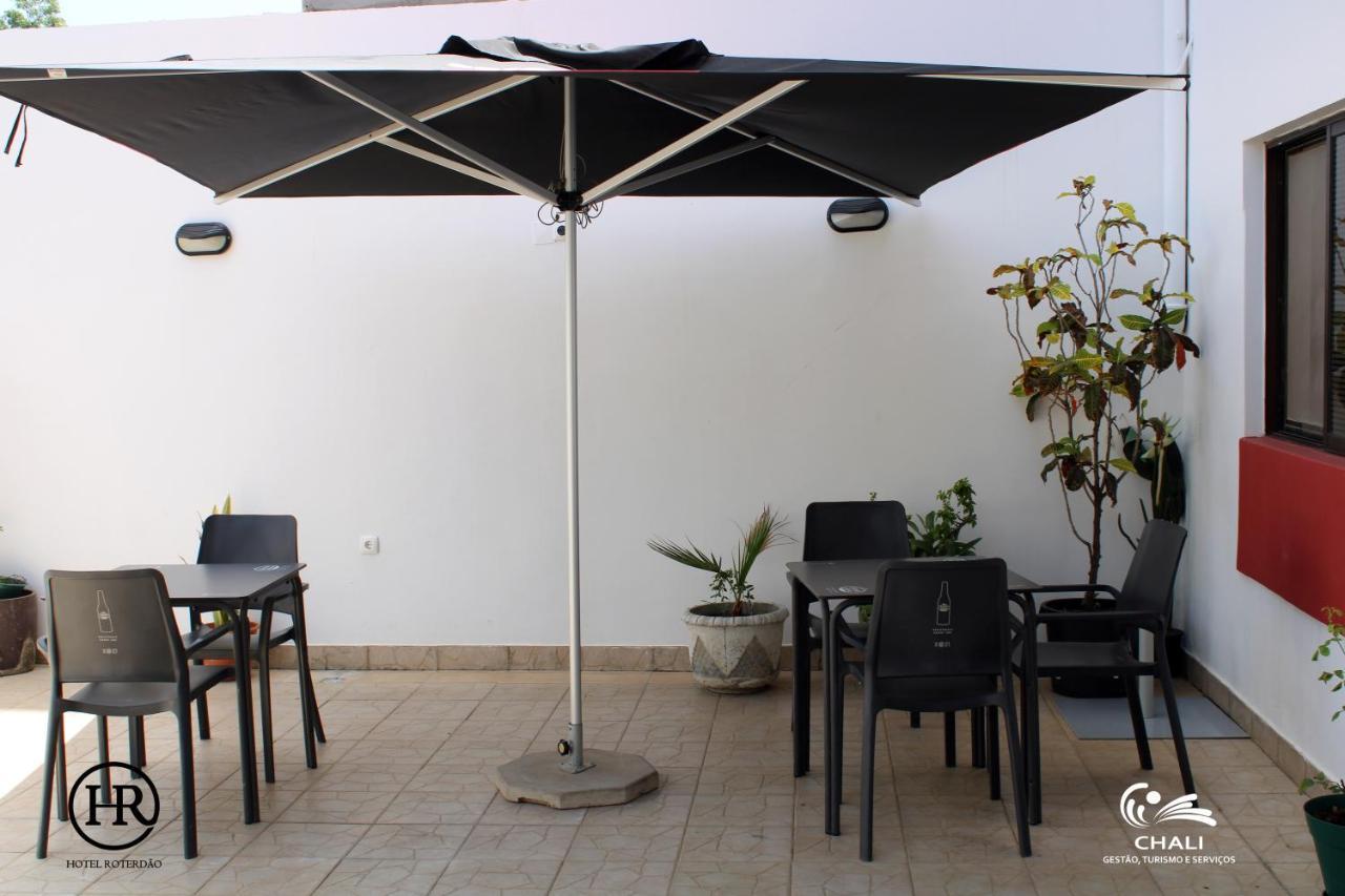 Hotel Roterdao "Under New Management" Praia Bagian luar foto